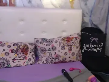 Nicolelewllss  live sex cam