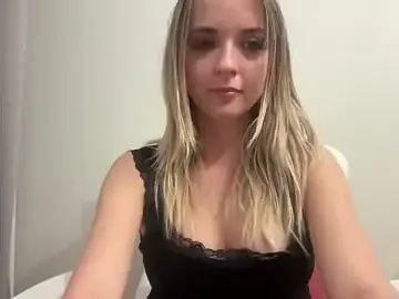 SisiBunny  live sex cam