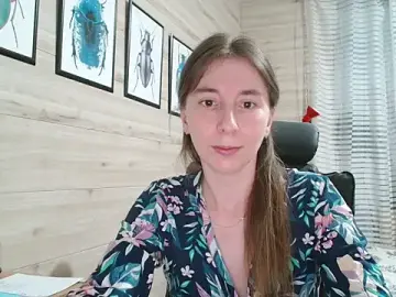 Wowpornoo  live sex cam