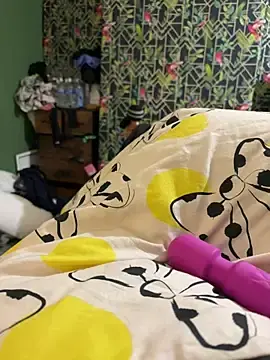 Hairy-Bush  live sex cam