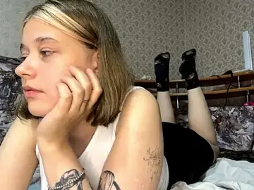 HildeConery  live sex cam