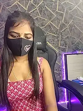 Misss-julli  live sex cam