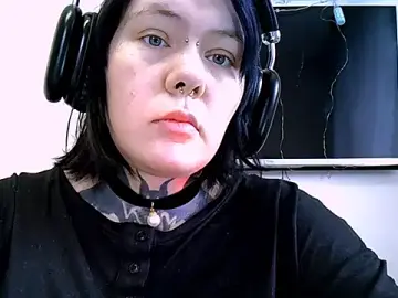 Qwerty_Ann  live sex cam