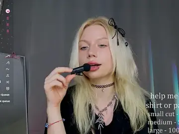 SonyaBlade__  live sex cam