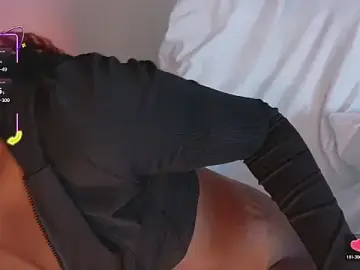 Ahvi_ebony  live sex cam