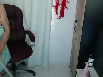 Leylazara  live sex cam