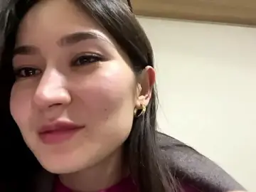 AleciaGeidner  live sex cam