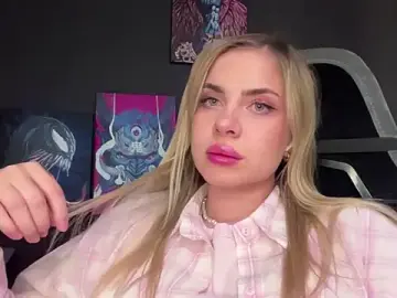 BreanaVinagre  live sex cam