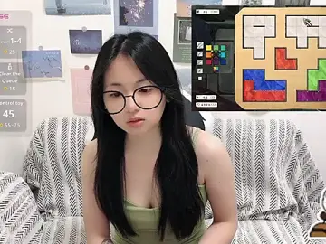 LiLiYbaby  live sex cam