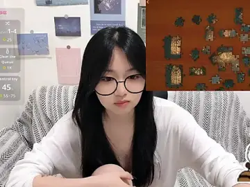 LiLiYbaby  live sex cam