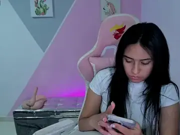 Tinylottie  live sex cam