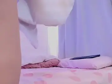 JuliaMyst  live sex cam