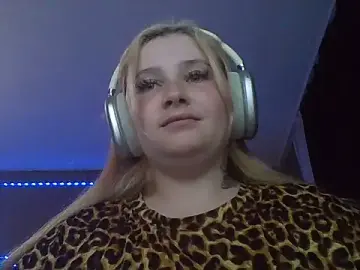 Light_Luna  live sex cam