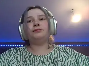 Light_Luna  live sex cam