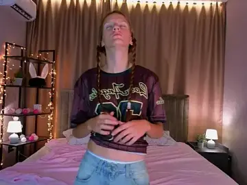 MattieBogenschutz  live sex cam