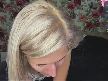 SharlaScottone  live sex cam