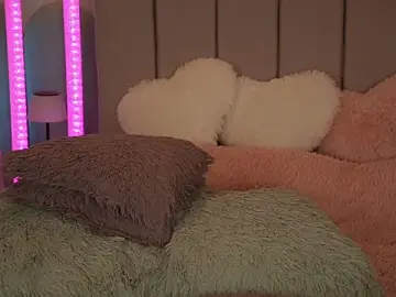 VickySecret96  live sex cam