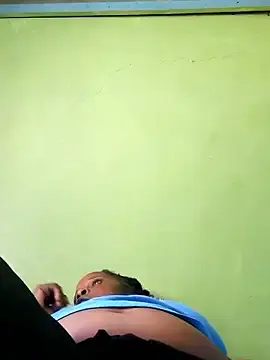 Chubycurvy  live sex cam