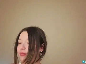 Eroimi  live sex cam