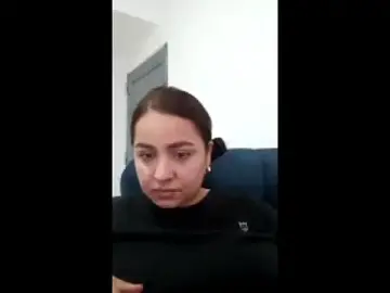 Lunitahoney13  live sex cam
