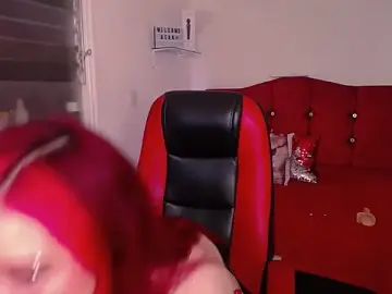 Red_moon_2  live sex cam