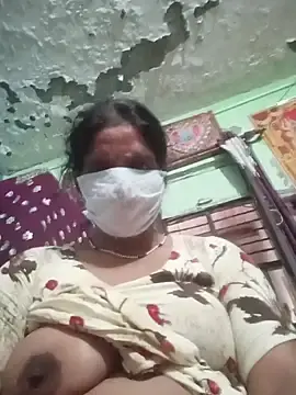 AadikiAunty  live sex cam