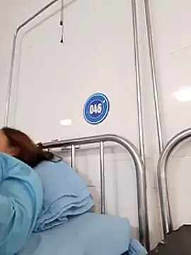 BigAssmomx  live sex cam
