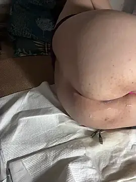 BigAssmomx  live sex cam