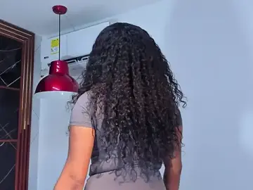 HannyThompson  live sex cam
