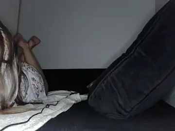 Monia9530  live sex cam