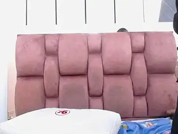 Arianna_pearl  live sex cam