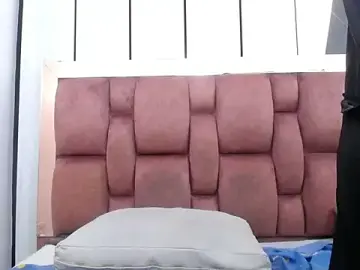 Arianna_pearl  live sex cam