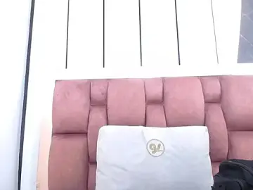 Arianna_pearl  live sex cam