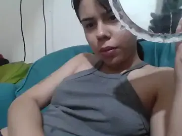 Kittylove666  live sex cam