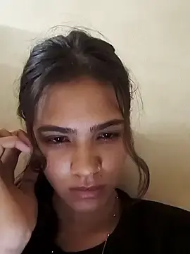 Pihu_xxx  live sex cam