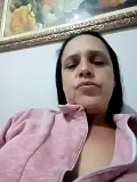 Crisribeiro  live sex cam