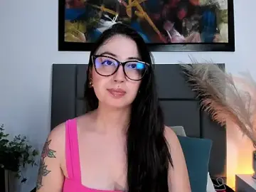 Emilywatsonn  live sex cam