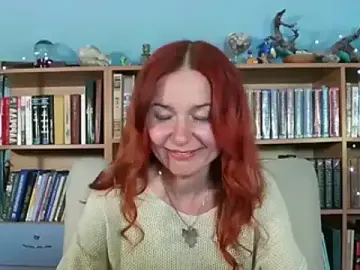 Foxilady357  live sex cam