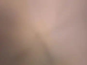 Glossygodesstoes  live sex cam