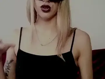 PrincessNicollett  live sex cam