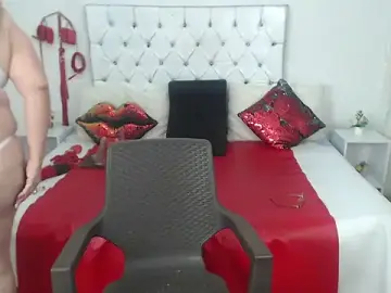 Sweetbigcatt  live sex cam