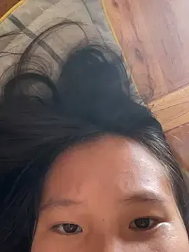 Vymin_2k1  live sex cam