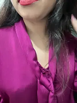 Yours_riya11  live sex cam