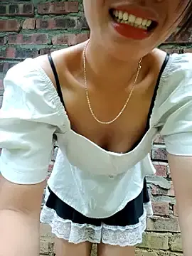 Calliope_2005  live sex cam