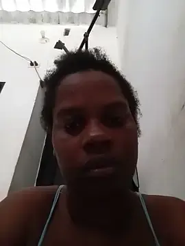 Momspretty  live sex cam