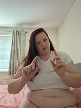 Curvaceouscarla  live sex cam