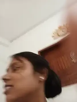Hoty-sona  live sex cam