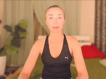 Karma_S_U_T_R_A  live sex cam