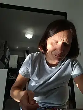Piediniecollant  live sex cam