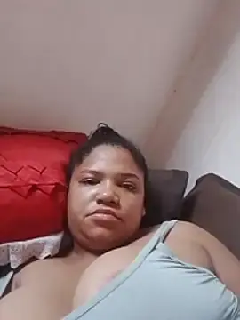 Lunaamorenaa  live sex cam